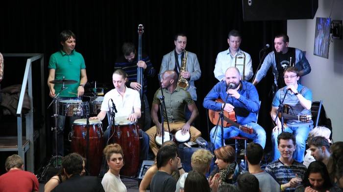 Tres Muchachos & Companeros - Vamonos Pal' Monte - Salsa Battle 14.03.2014 смотреть онлайн