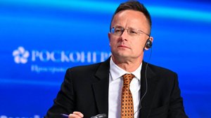 Петер Сийярто: Венгрия не откажется от российской нефти и газа