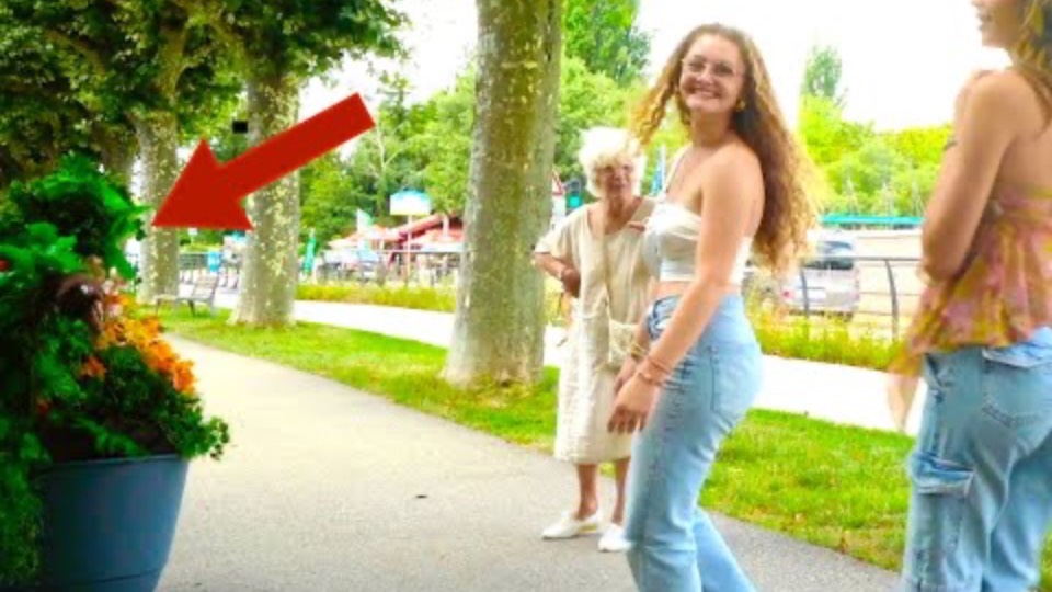 NONE HAD AN IDEA. BUSHMAN PRANK (SO, SO FUNNY) смотреть онлайн