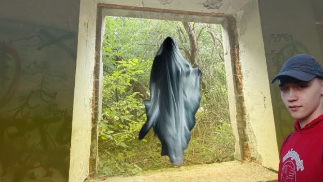 Максим исследует заброшенный институт