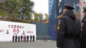 Во Владивостоке состоялось торжественное открытие мурала на территории ТОВВМУ им. Макарова