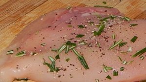 Куриная грудка, фаршированная моцареллой