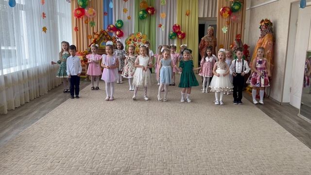 Осеннее развлечение в подготовительной группе  Ромашка 2025 год.