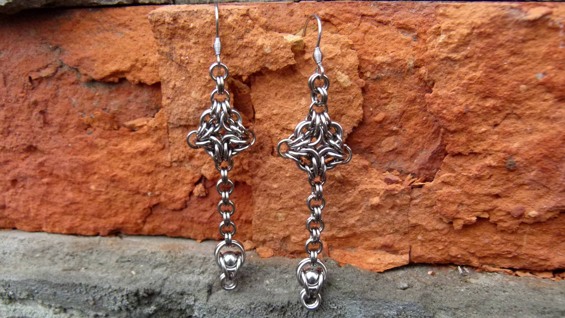 Кельтский лабиринт. Кольчужные серьги.