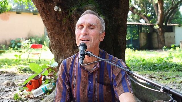 2025.10.13 03 Bada Hari prabhu kirtan смотреть онлайн