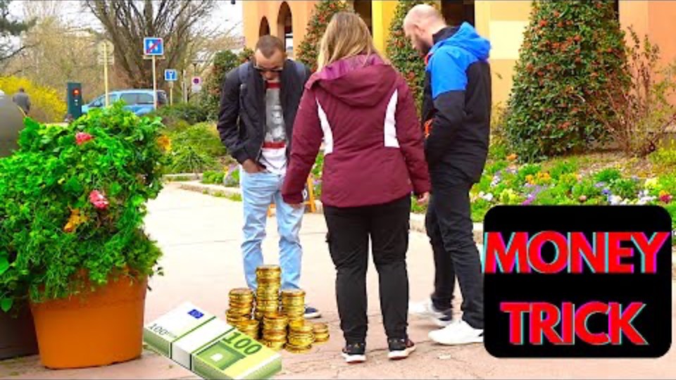 THEY HAD NO IDEA I WAS THERE_ BUSHMAN PRANK смотреть онлайн