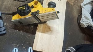 Первое впечатление Рубанок электрический STANLEY STPP7502