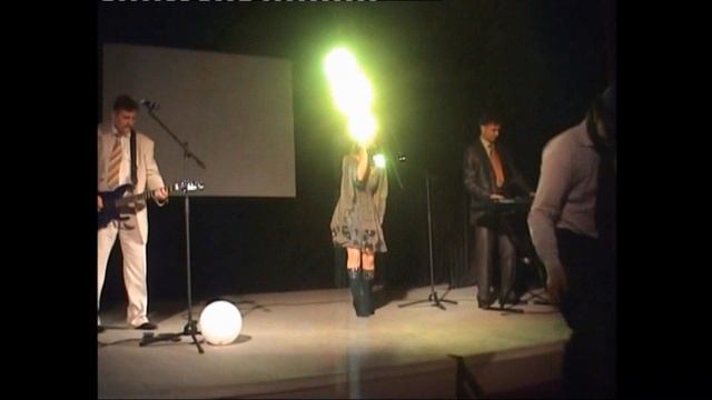 группа ДИСКОБАР (Голубые глаза) Хочу быть с тобою всегда Певица Люба Гусева Автор Сергей Туманов смотреть онлайн