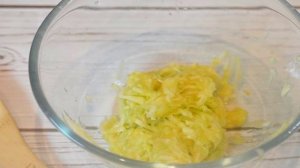 Оладьи из замороженных кабачков