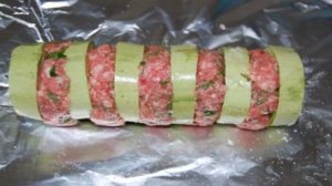 Рулетики из кабачков с фаршем