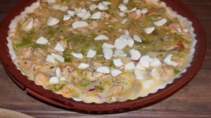 Пирог с курицей и брынзой