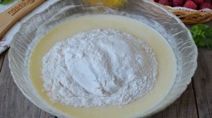 Оладьи на кефире с малиной