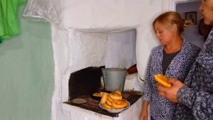 Жизнь в деревне. Гуляю по степи пока жена жарит пирожки