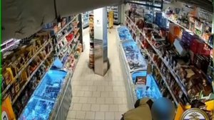 В Якутске полицейскими установлен мужчина, подозреваемый в краже товаров из супермаркета