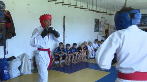 Каратисты Анапы привезли с чемпионата и первенства мира 17 медалей