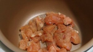 Куриная грудка с цветной капустой в мультиварке