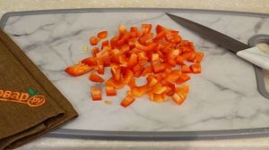 Салат Поросенок с копченой курицей