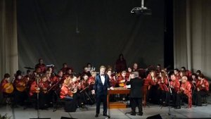 Леонид Сметанников в Сызрани - «Казачья песня». Музыка и слова И. Дороднова