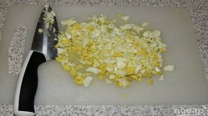 Салат из кальмаров с соленым огурцом