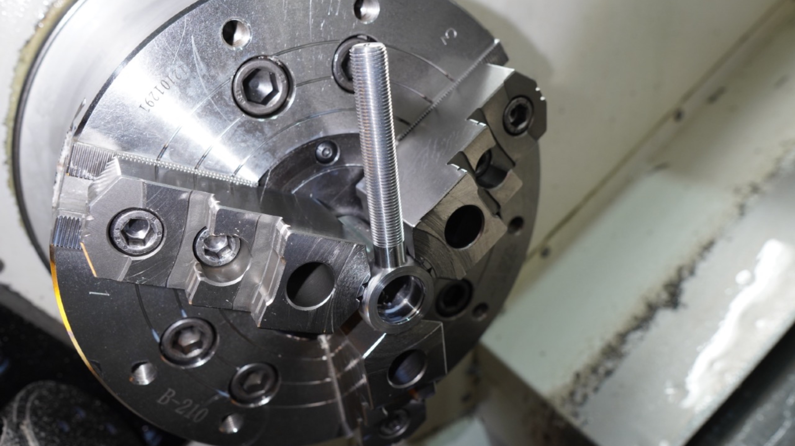 Болт натяжителя. Расточка для установки ШСП12. Работа сепаратора. смотреть онлайн