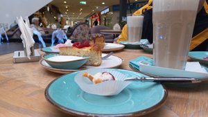 попробовали моти , трусы и пижама с Озон , у нас орви , представление роботов .