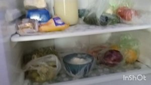 Дела в саду, как живут в русской деревне