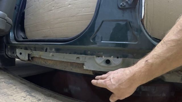 Замена арок и порогов на Land Rover Discovery 3. Серия #5