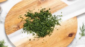 Салат из капусты с укропом