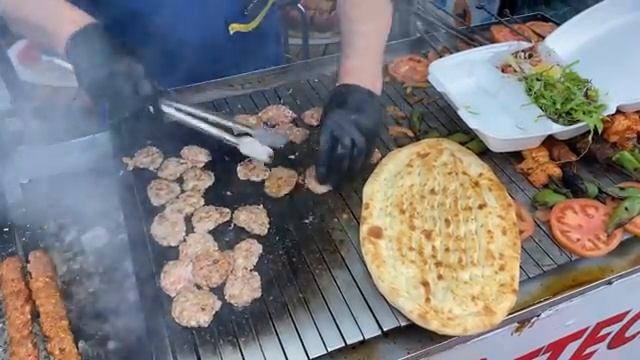 Турецкая уличная еда(23) смотреть онлайн