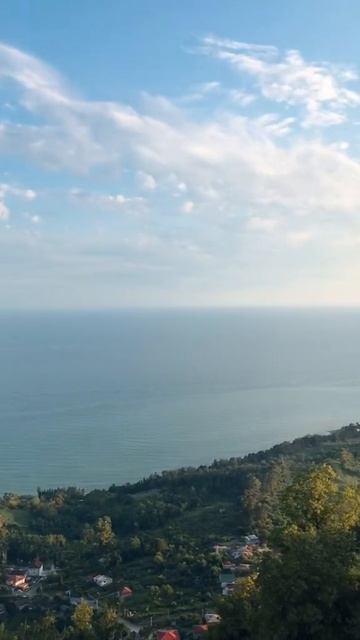 Вид со смотровой башни Анакопийской крепости