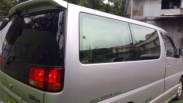 №585 ELGRAND AVWE50-017703 1998 смотреть онлайн