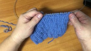 Очень красивый узор спицами для ваших изделий