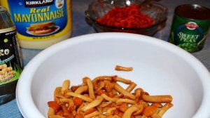 Салат Сказка с курицей и грибами