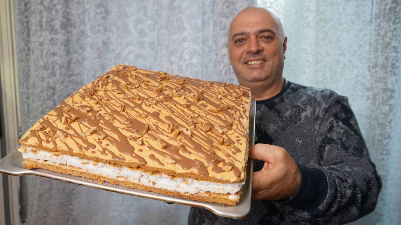 Торт СНИКЕРС — Вкусный рецепт моей семьи! смотреть онлайн