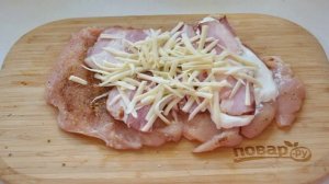 Куриная грудка с беконом