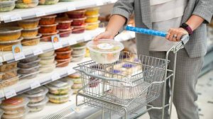 Продажи готовой еды в микромаркетах увеличились на 17% за год