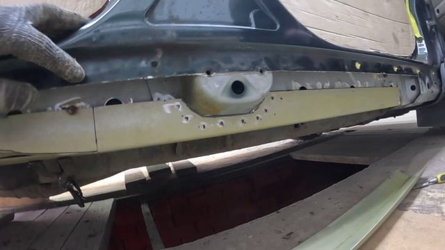 Замена арок и порогов на Land Rover Discovery 3. Серия #3