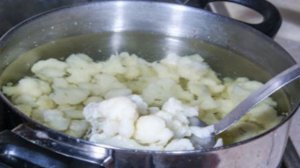 Рагу из цветной капусты и кабачков