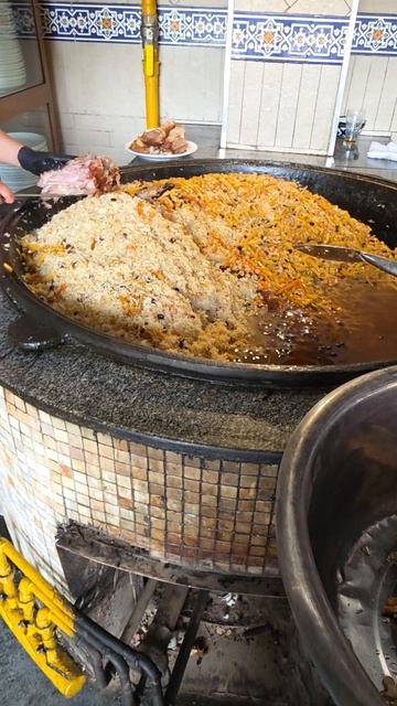 Тайны ташкентского и самаркандского плова в Узбекистане