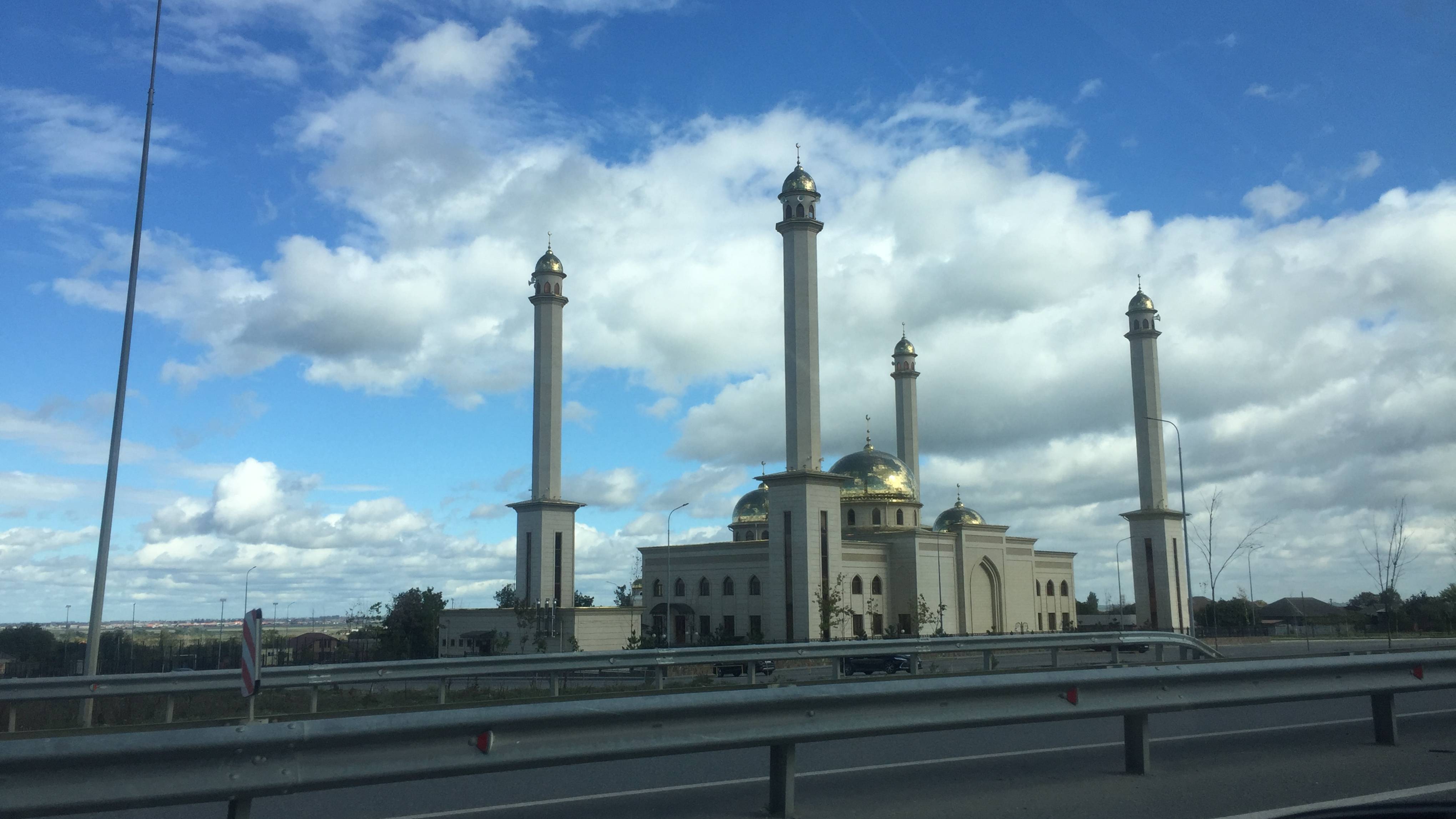 На машине из Нальчика в Дербент. Республика Дагестан. Дербент. Часть 4