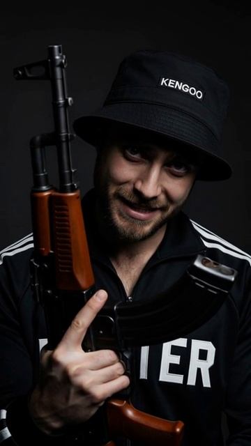 Гарри - Вежлив (White Phonk) смотреть онлайн