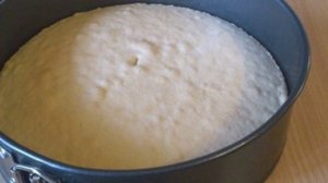 Пирог с маскарпоне и вишней