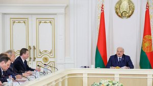 Надо идти туда, надо там работать!