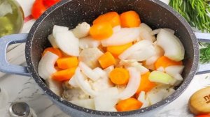 Куриная грудка, тушеная с овощами