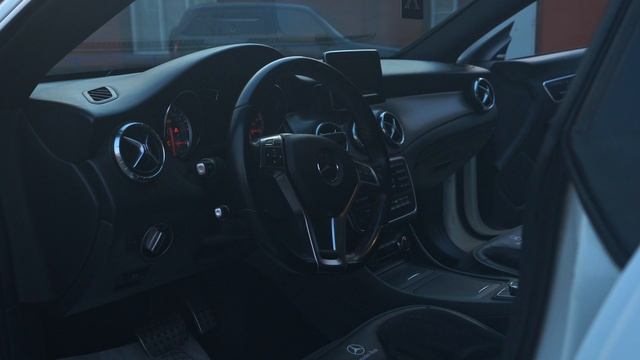 Мерседес СLA 250 2.0 Turbo смотреть онлайн