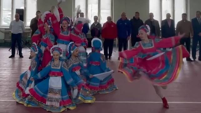 ВСЕРОССИЙСКИЕ СОРЕВНОВАНИЯ ПО ПЯТИБОРЬЮ "КАЗАЧИЙ ДОН 2025". ТАНЕЦ "ПРАЗДНИЧНАЯ". АНТ "ЛЕБЁДУШКИ" смотреть онлайн