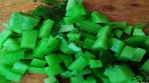 Салат из крабовых палочек с киви