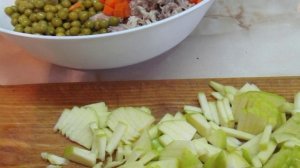 Салат со свининой