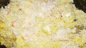 Салат Рафаэлло с крабовыми палочками