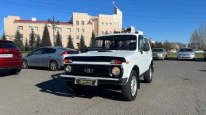 Лада 4x4 2121 Нива, 2010 год